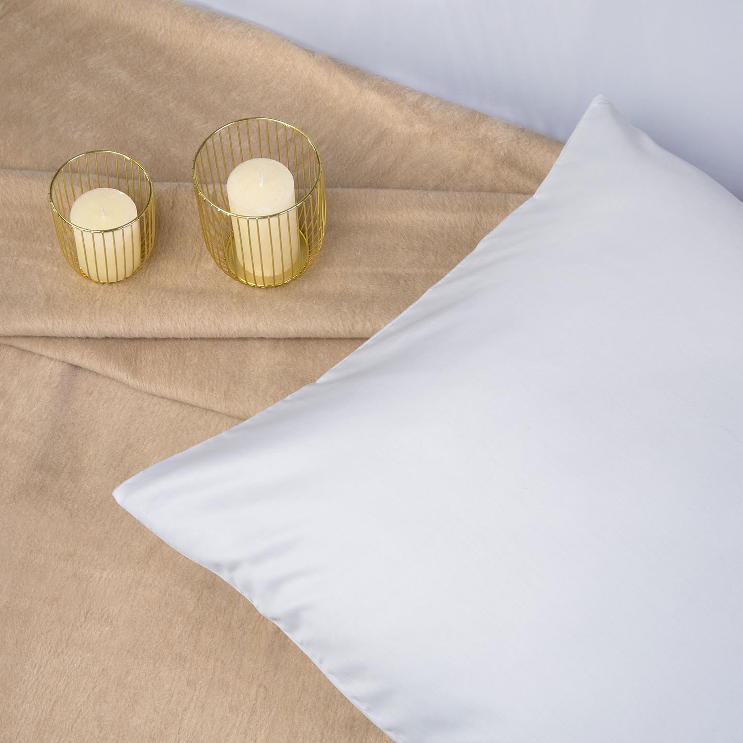 Poszewka satynowa 40x40 biała 603 jednobarwna Darymex - obrazek 2