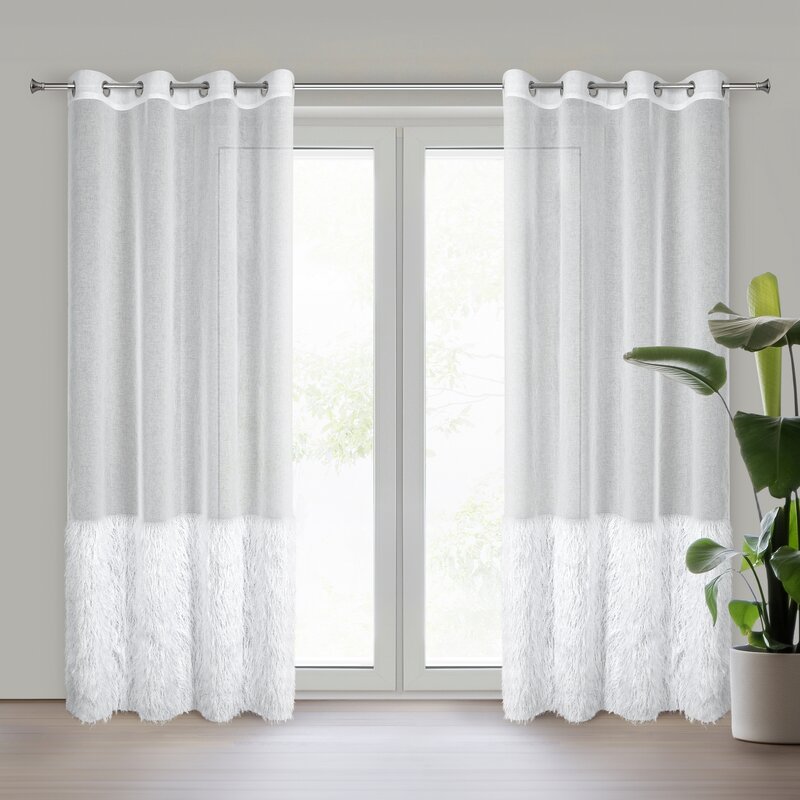 Firana gotowa 140x250 Margaret 6 biała zdobiona moherową nicią gotowa na przelotkach Eurofirany - obrazek 2