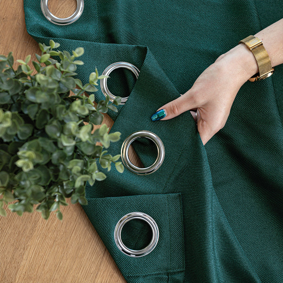 JODEŁKA Zasłona gotowa na przelotkach, szerokość 140cm x wysokość 250cm, kolor butelkowa zieleń