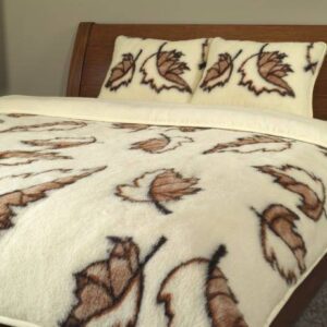 Komplet wełniany - kołdra 155x200 - 2 poduszki 50x60 - podkład prześcieradło wełniane - Liść Klonu - kremowy brązowy - Pościelowe wyroby rozgrzewające