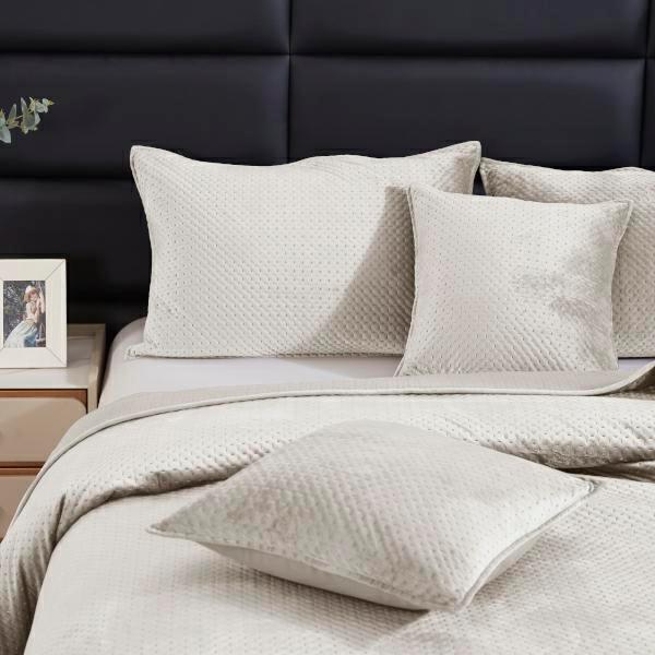 Narzuta welurowa 80x160 Maya na fotele beżowa jasna geometryczna krzyżyki I24