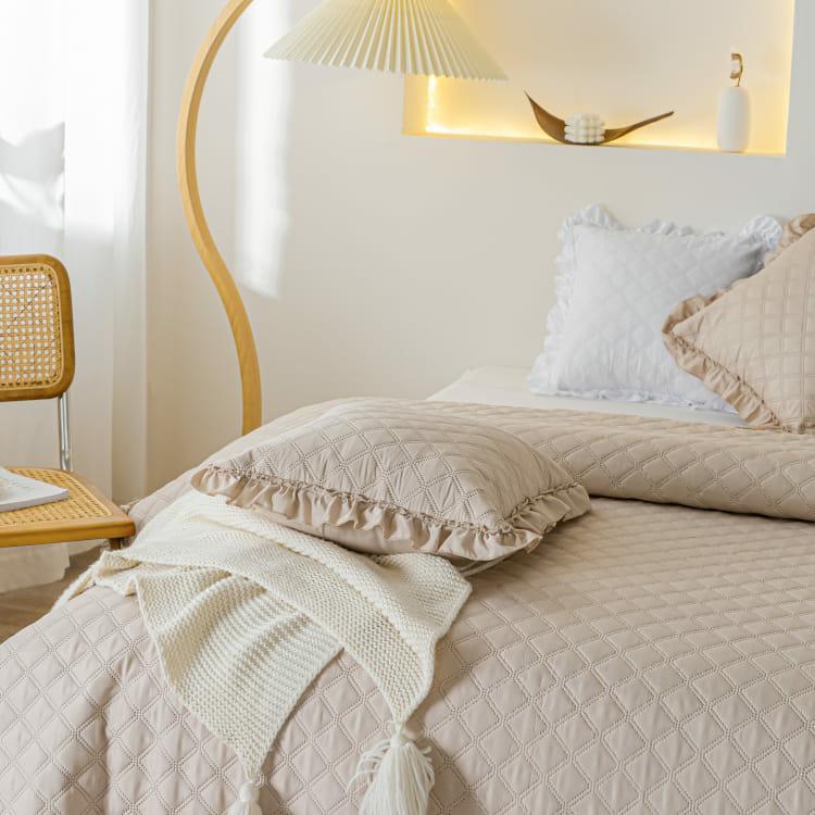 Narzuta z falbanką 160x220 Ruffy beżowa falbanka romby glamour dekoracyjna I2 - obrazek 5