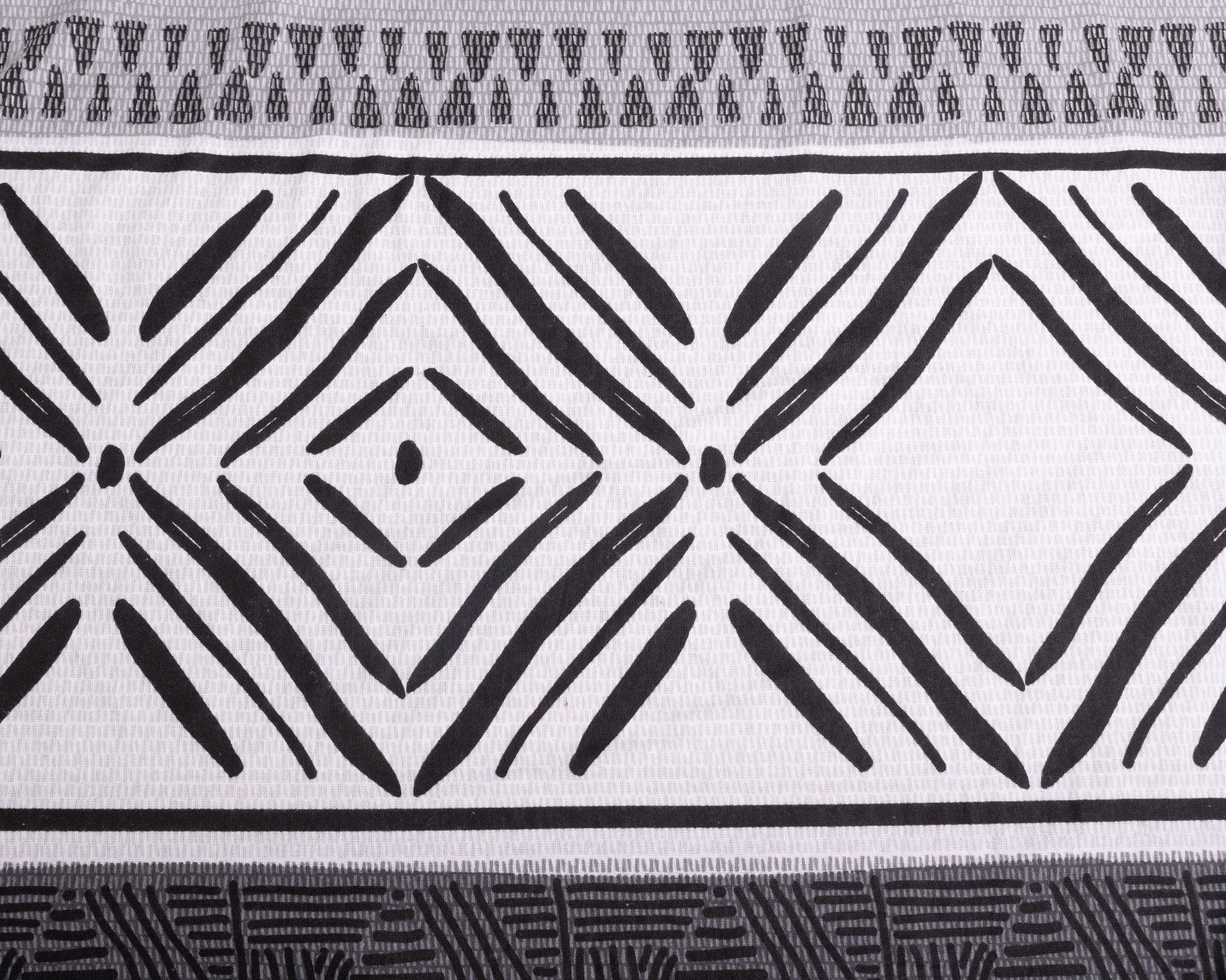 Pościel flanelowa 160x200 F-91 szara grafitowa ornamenty paski Matex - obrazek 4