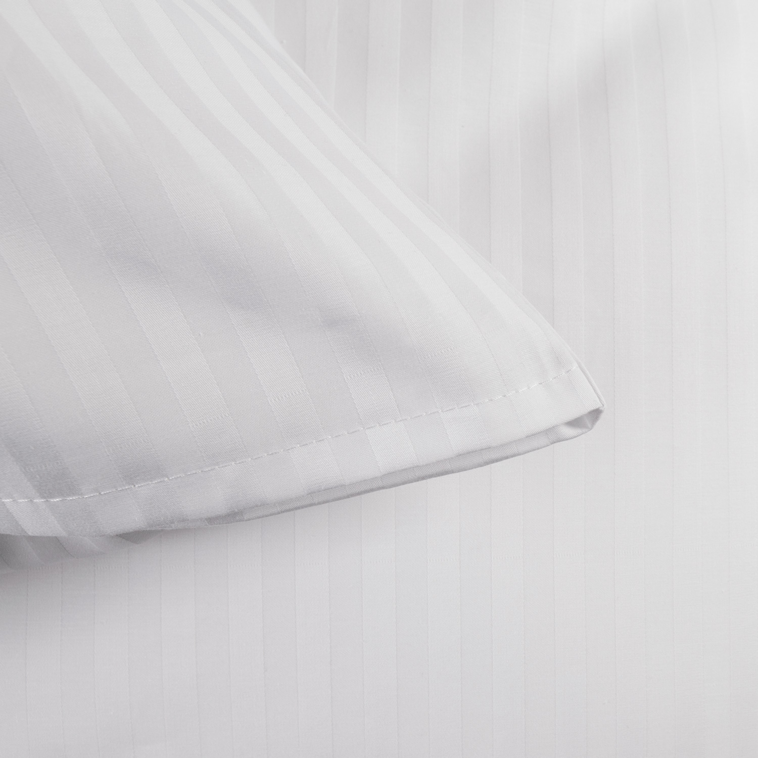 Pościel hotelowa 160x200+1x70x80 Tivoli biała adamaszkowa na zakładkę paski 1cm - obrazek 4