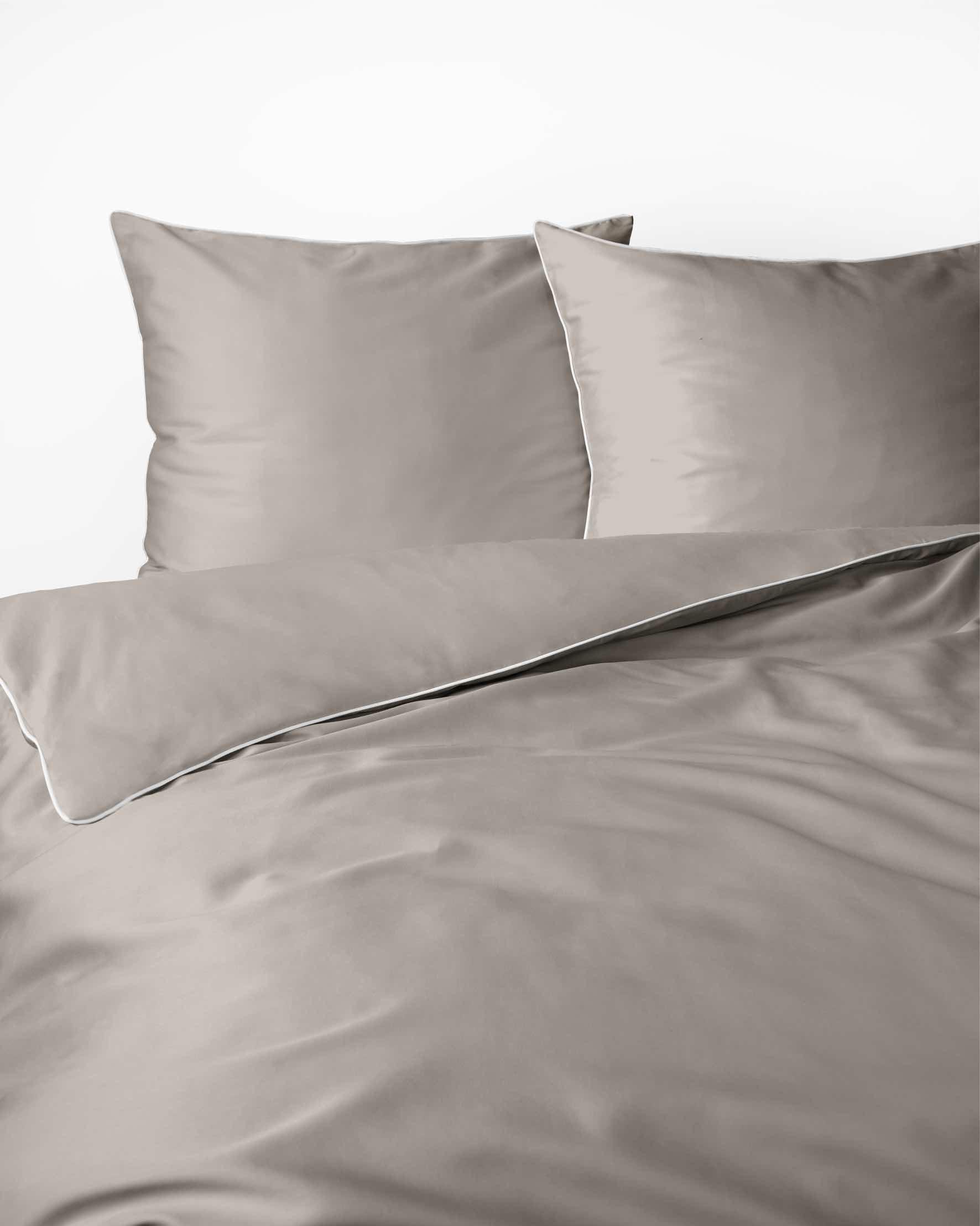 Pościel satynowa 220x200 beżowa z lamówką Mako Satin 62