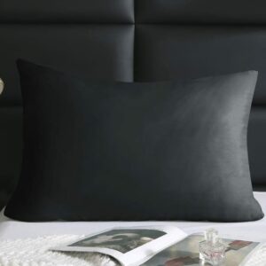 Poszewka satynowa 40x60 czarna jednobarwna I24