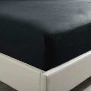 Prześcieradło satynowe z gumką 140x200 czarne jednobarwne na wysoki materac